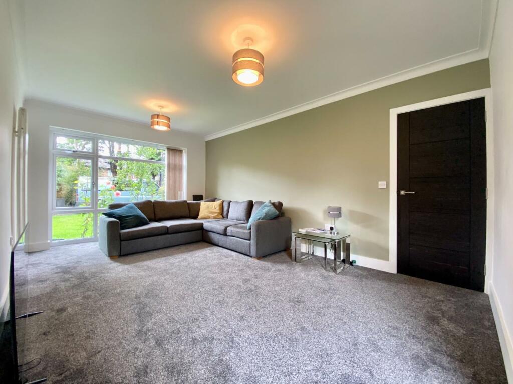 Living Room Aspect 2