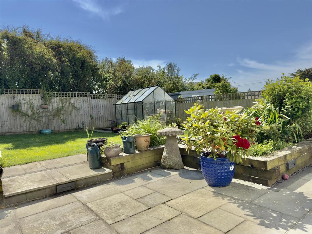 Rear garden.jpeg