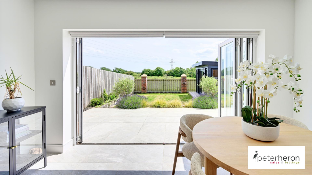 Kitchen/Dining &amp; Family Room