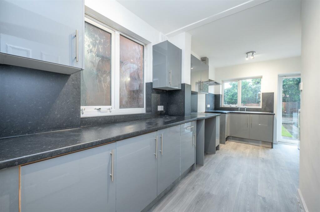 Re-Fitted Kitchen/Diner