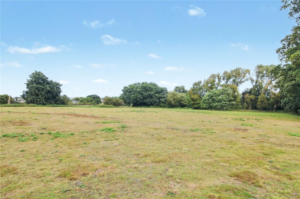 Communal Grounds