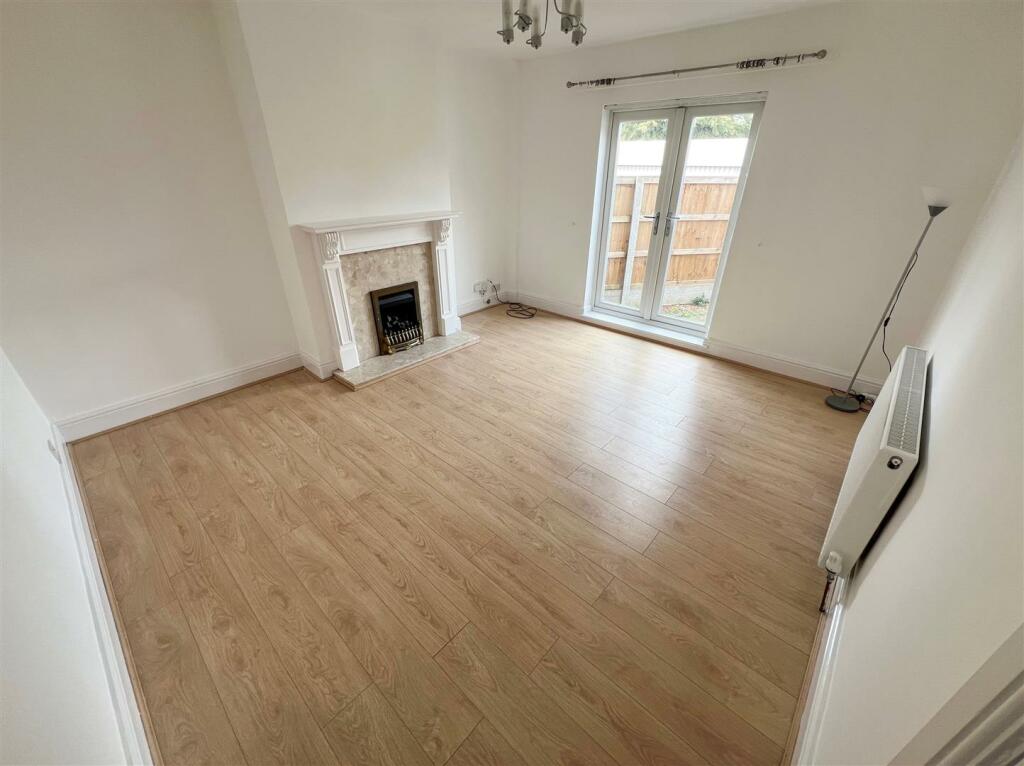 DINING ROOM/ SECOND LIVING ROOM