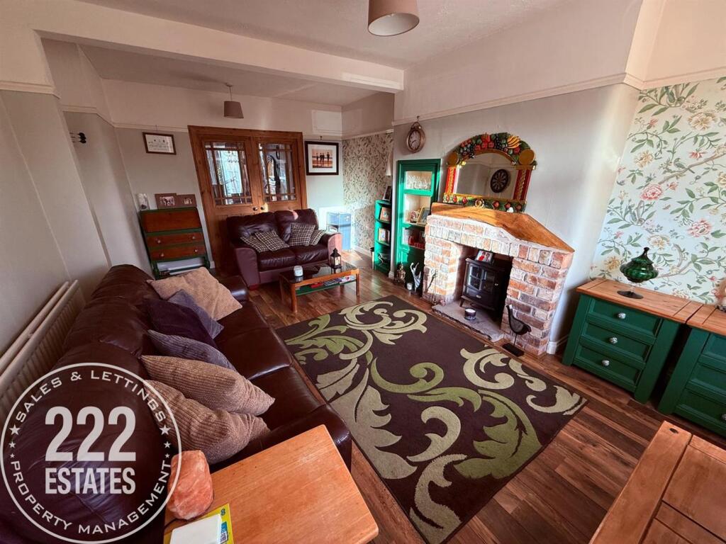 PHOTO-2025-11-28-17-21-44 (15).jpg