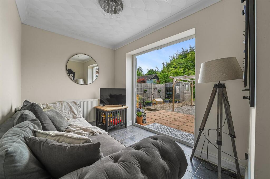 LIVING SPACE
