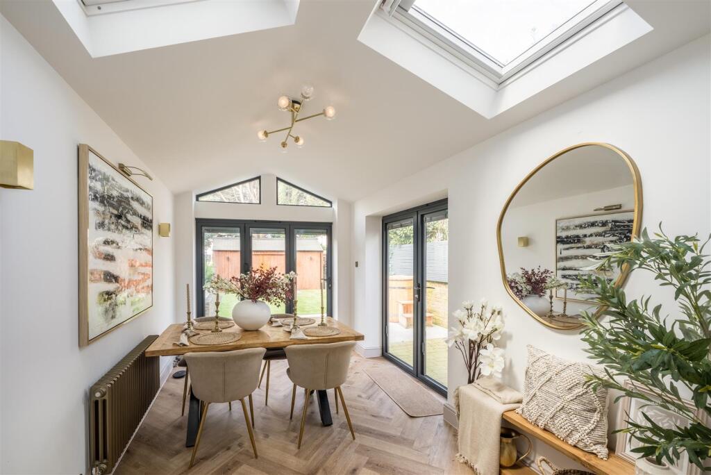 9 Highfield Road -7.jpg