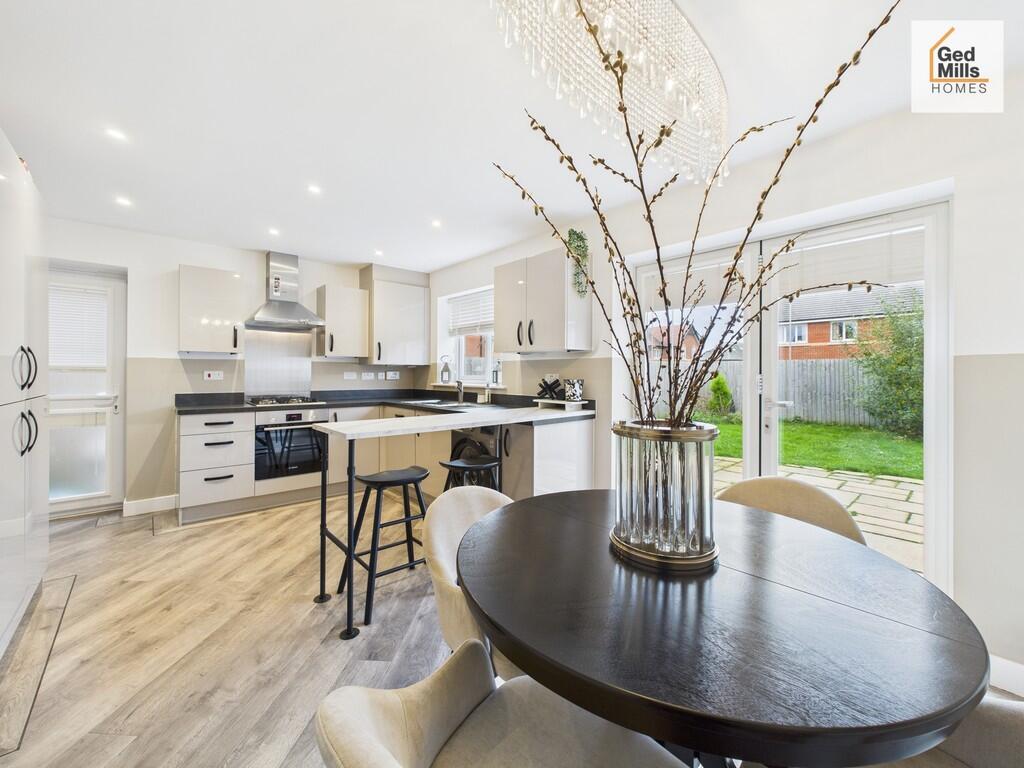 CAM04261G0-PR0115...