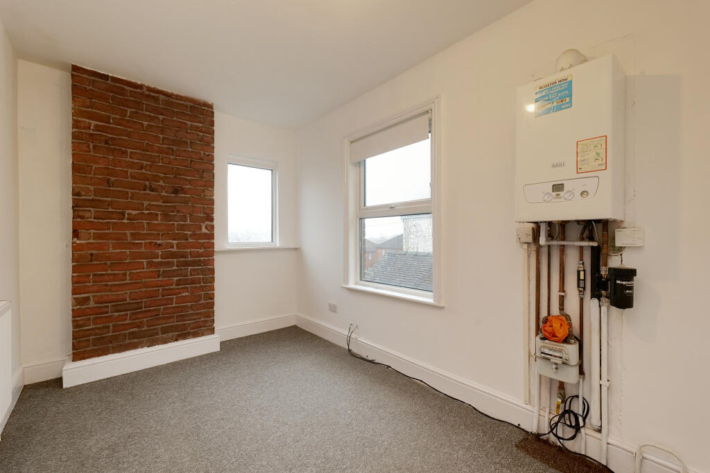 F2 Bedroom T202402231430.jpg