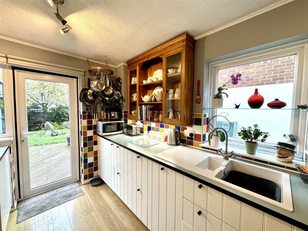 Kitchen B.jpeg