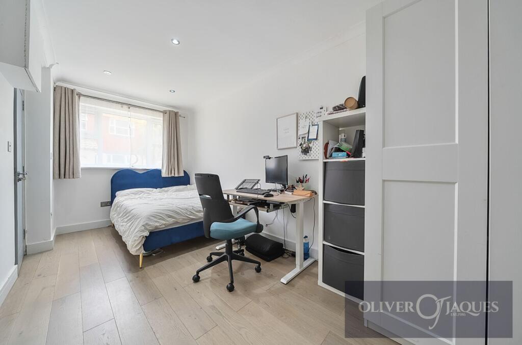 Bedroom Two / Study