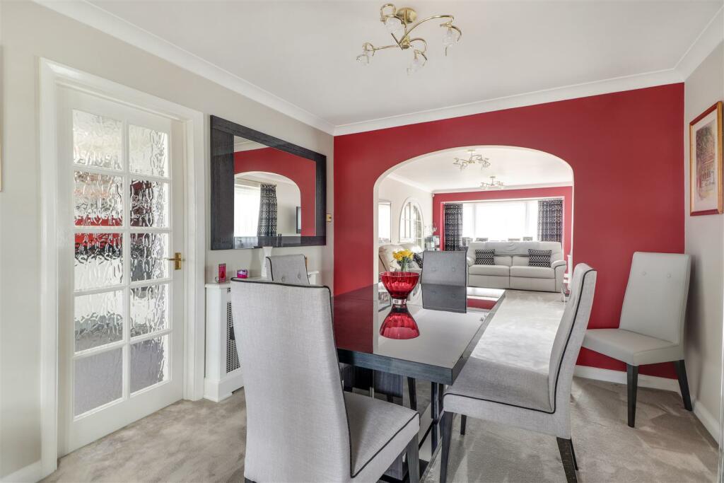 Dining Room.jpg