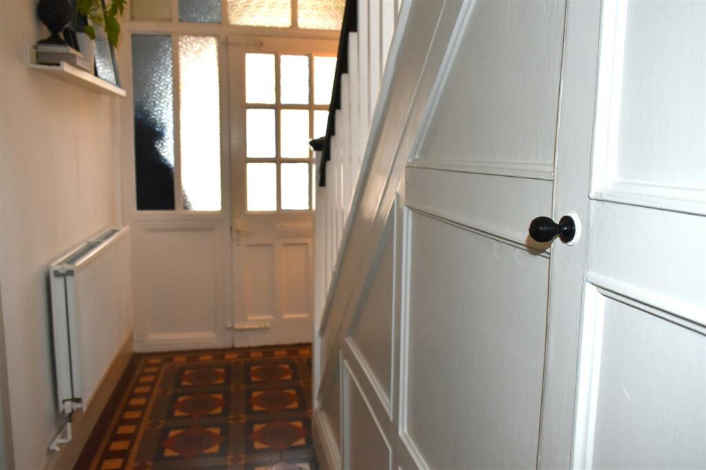 hallway 3.JPG