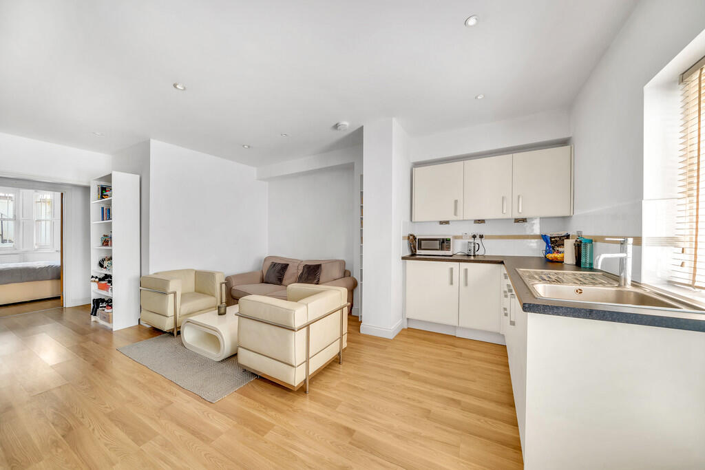 48 Upcerne Road, ...