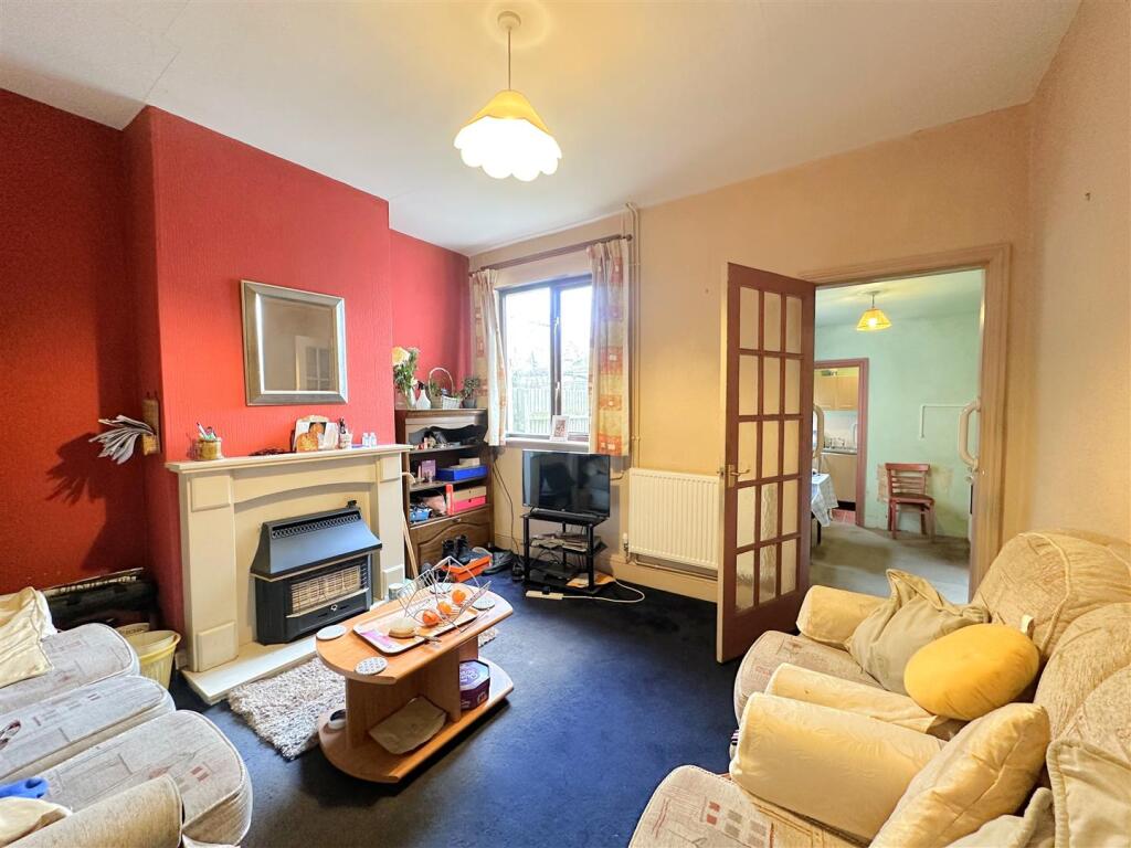 Living Room.JPG