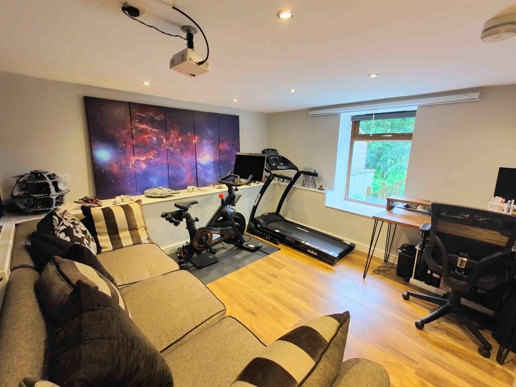 Gym/Office/Bed 4