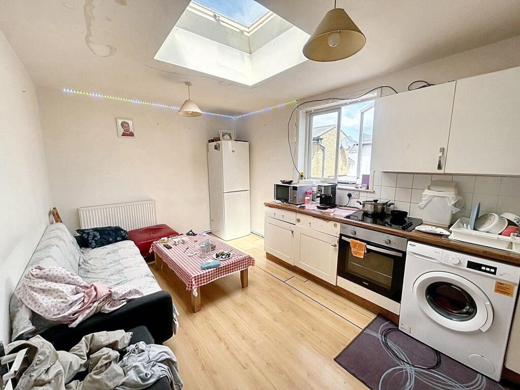 Top Floor Flat