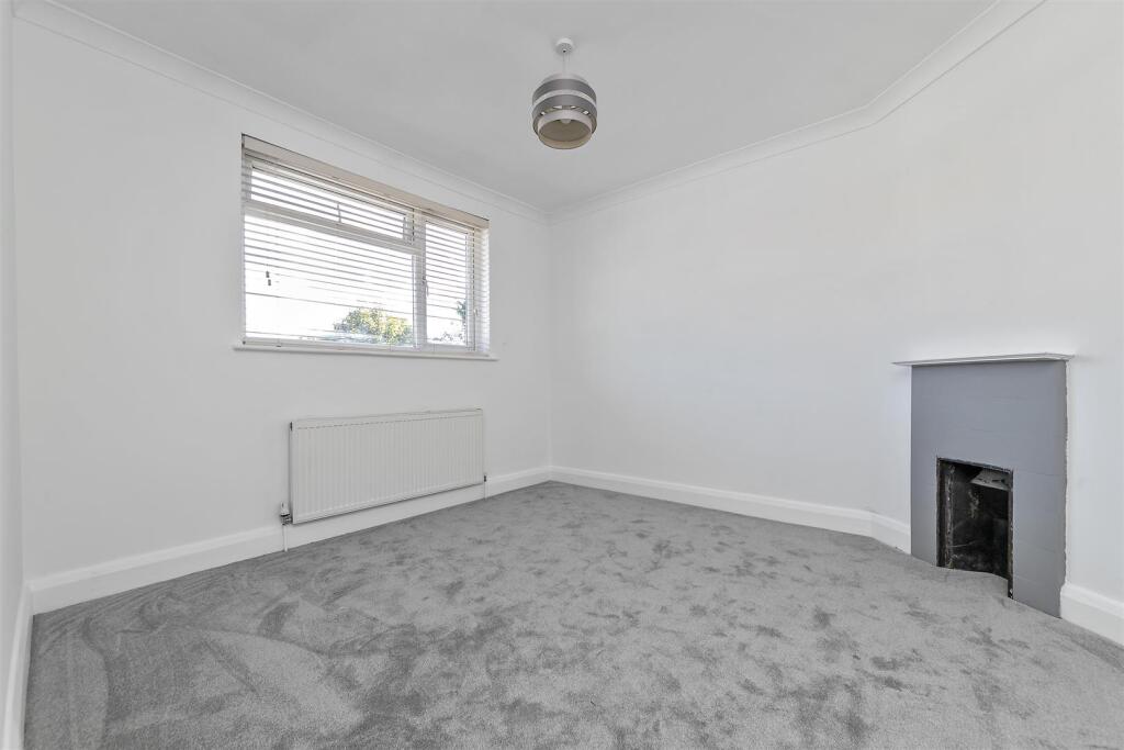 403HatfieldRoad-7.jpg