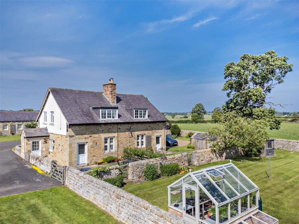East &amp; West Cottages
