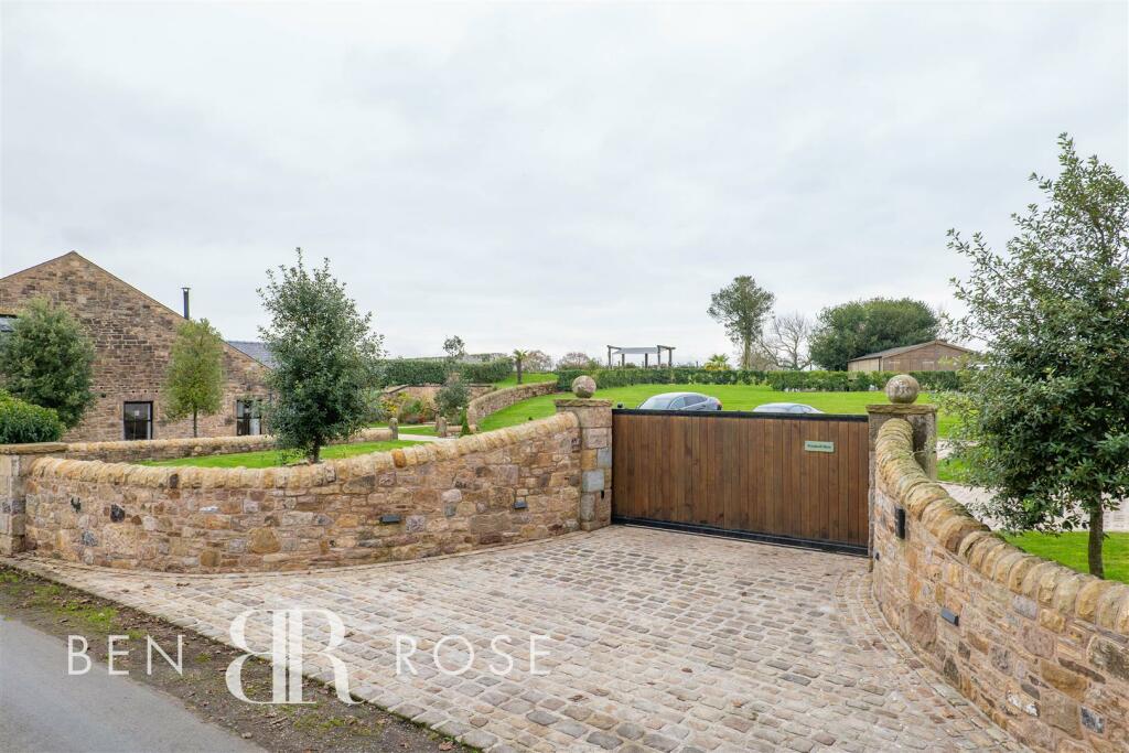 Gated Driveway