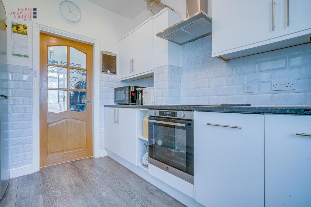 Kitchen 1.1.jpg