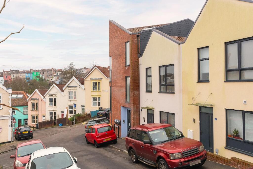 A11B1RTN - External A.jpg