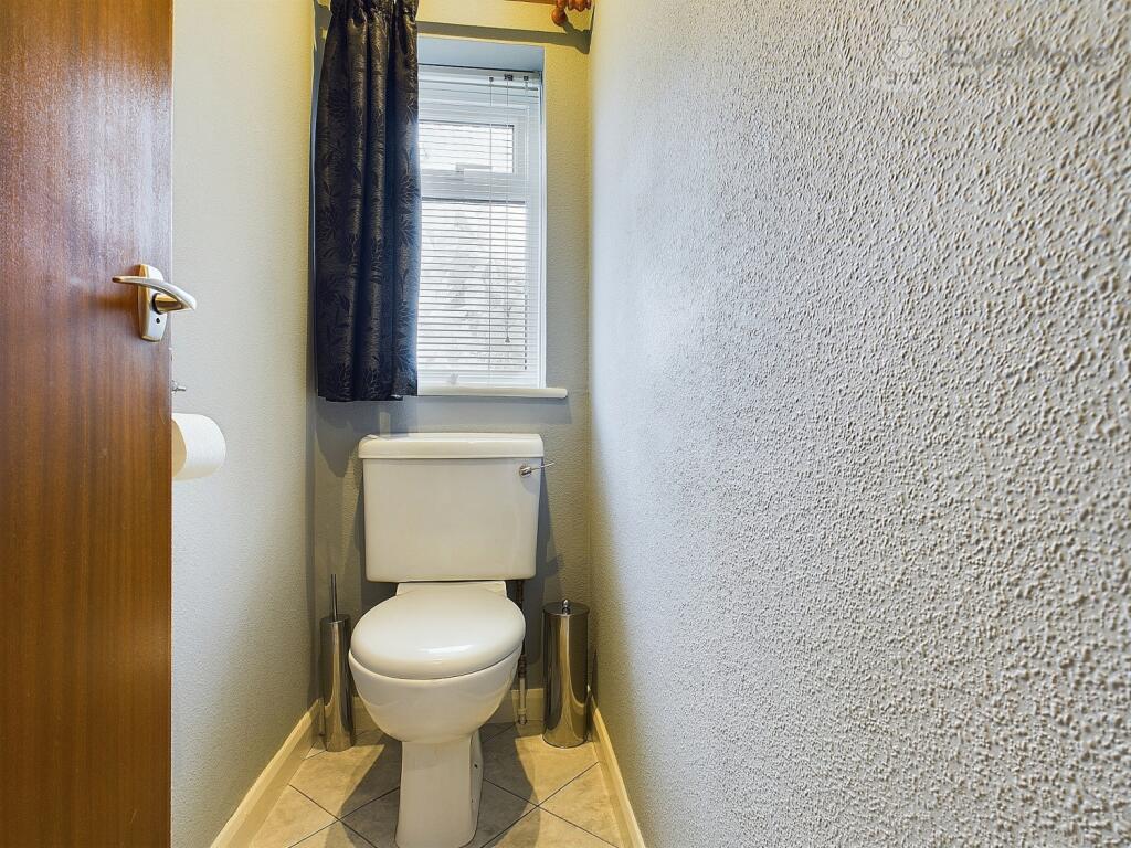 CAM03640G0-PR0022-STILL009