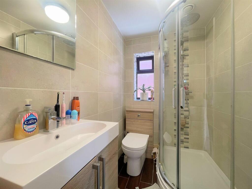 Ensuite