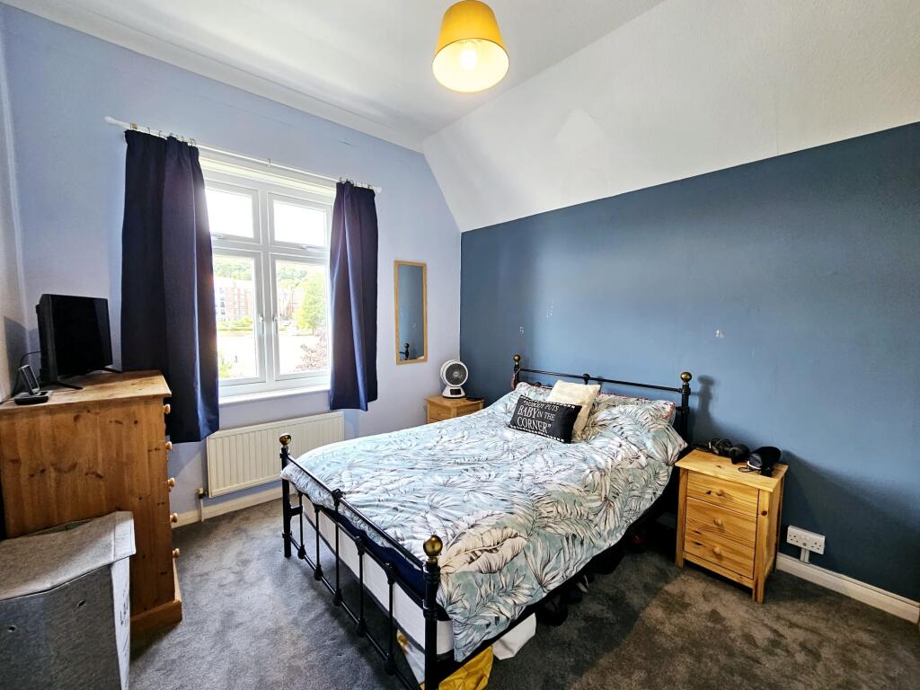 6bb9a98e-a458-49b9-912c-1e81a3dad928