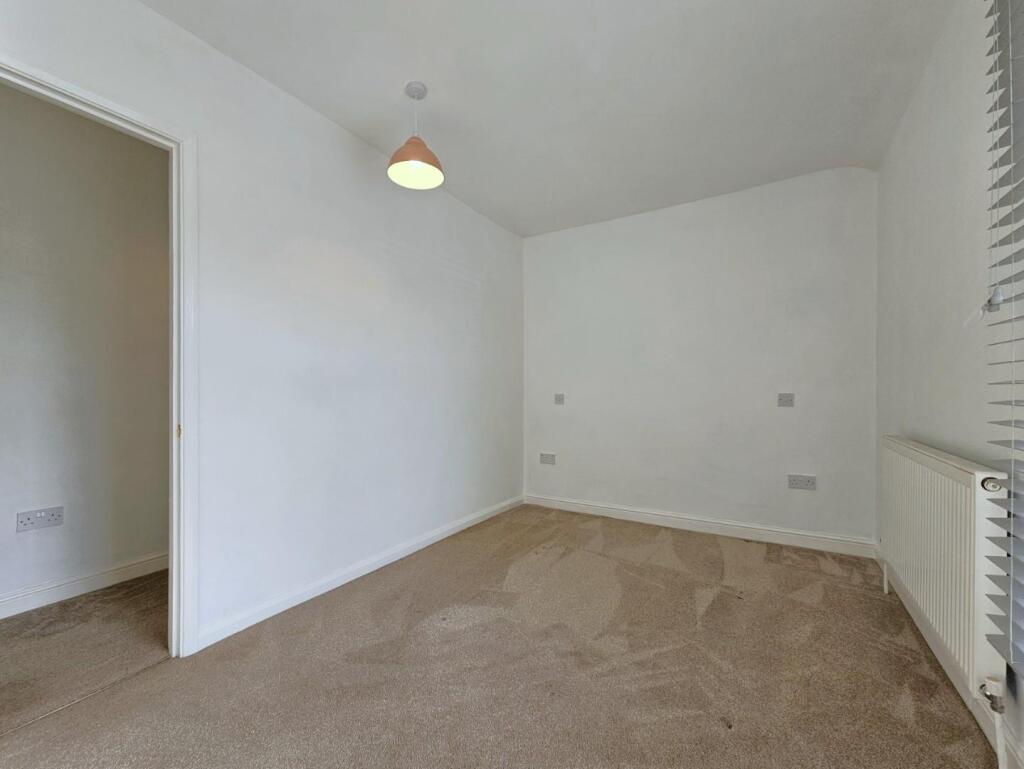 Bedroom One 1.jpg