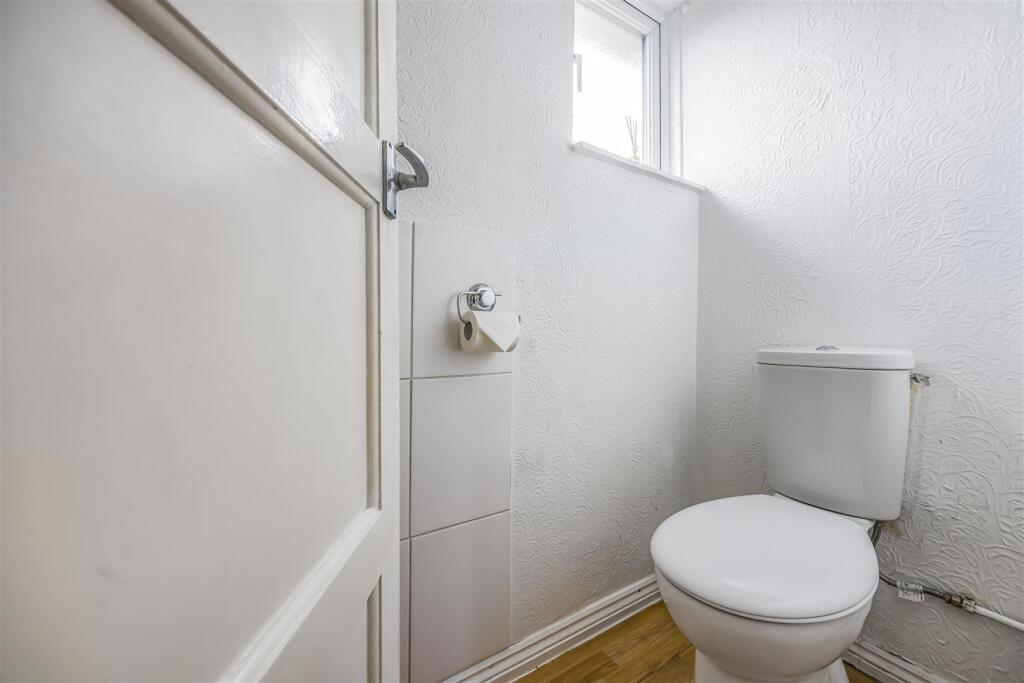 37 Redbridge Grove, Bedhampton-PorticoMarketing-Ne