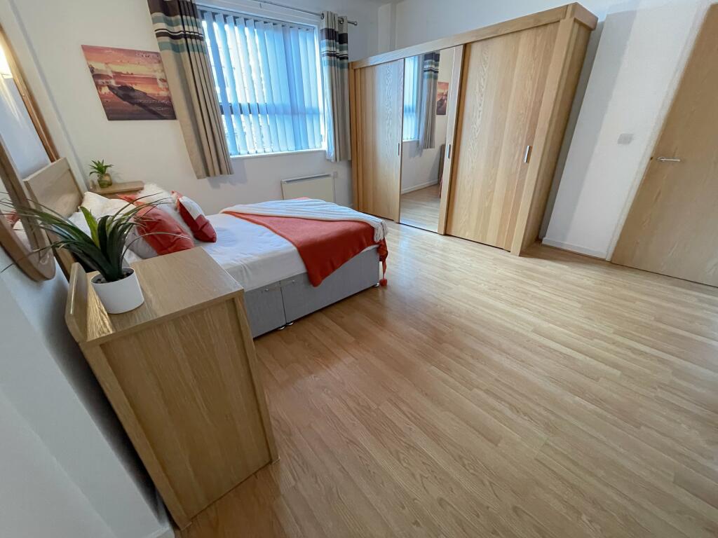 2 Dell Street-490