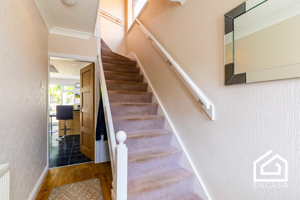 Summerfield Road-...