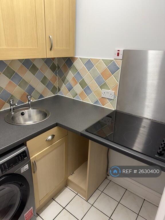 Kitchen 2/Utility