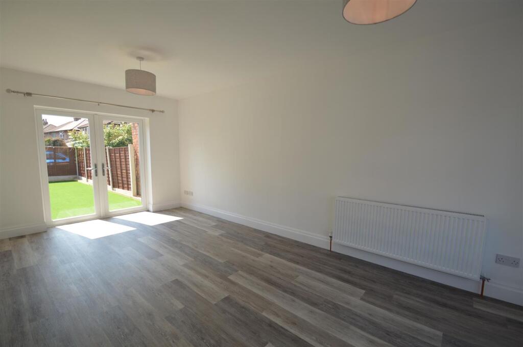 Arderne Road, Timperley, WA15