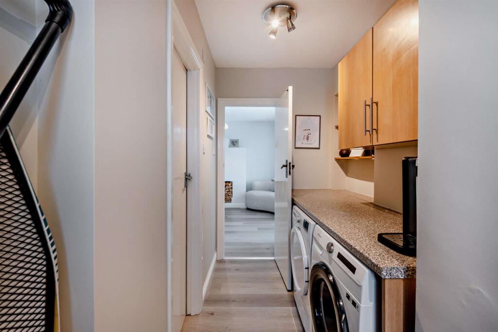 8639876-interior05-800.jpg