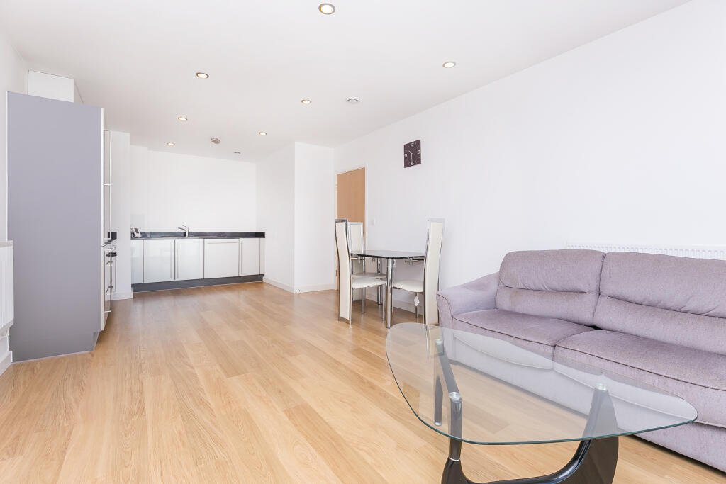 Kitchen/Living Room