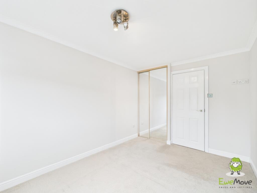 EweMove Bsingstoke Rubens Close Bedroom