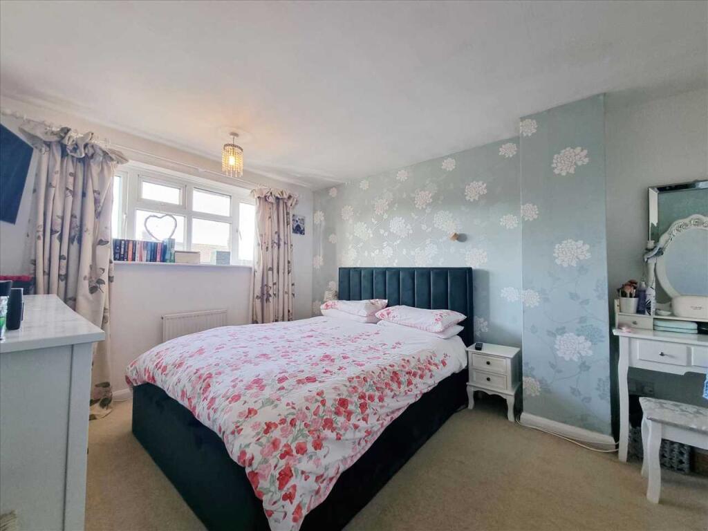Bedroom 1: