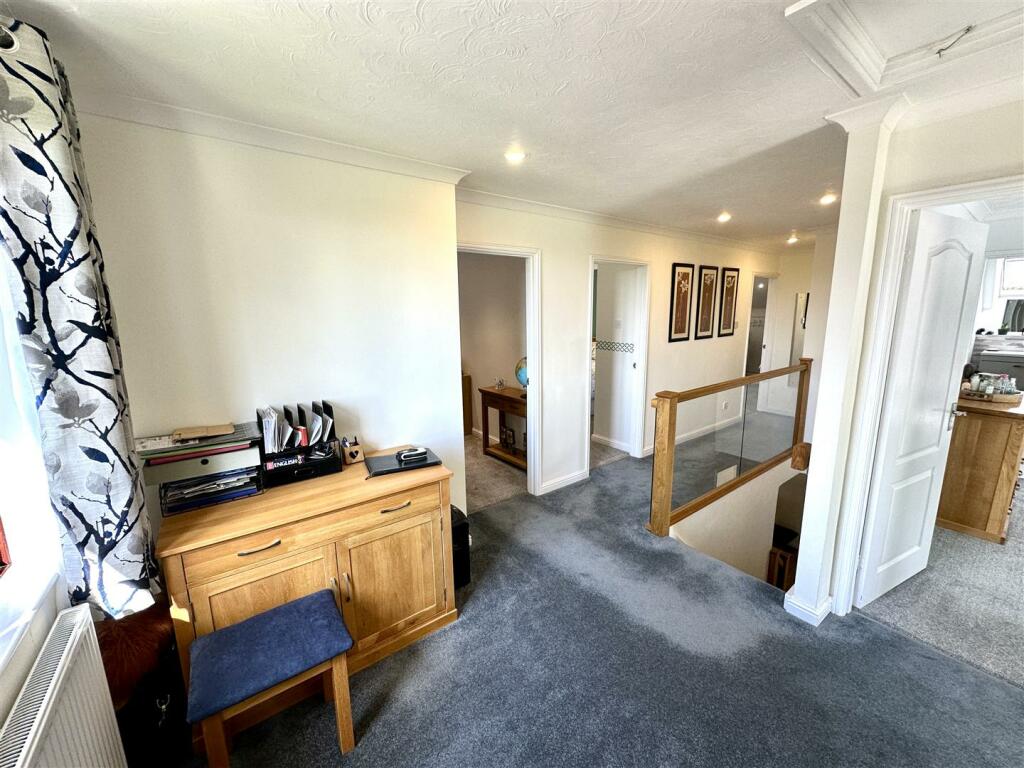 FIRST FLOOR STAIRS AND LANDING
