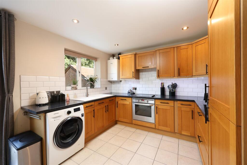 29 Naisholt Road 8.JPG