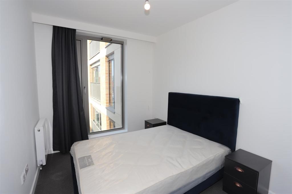 BEDROOM2.JPG