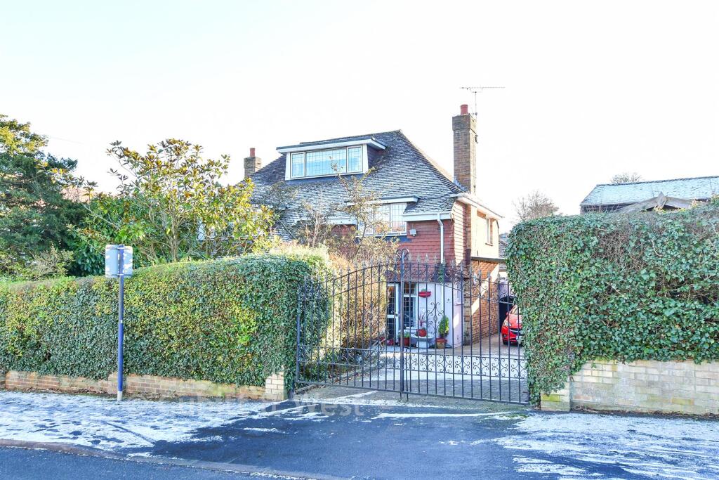 External Lifestyle Photograph