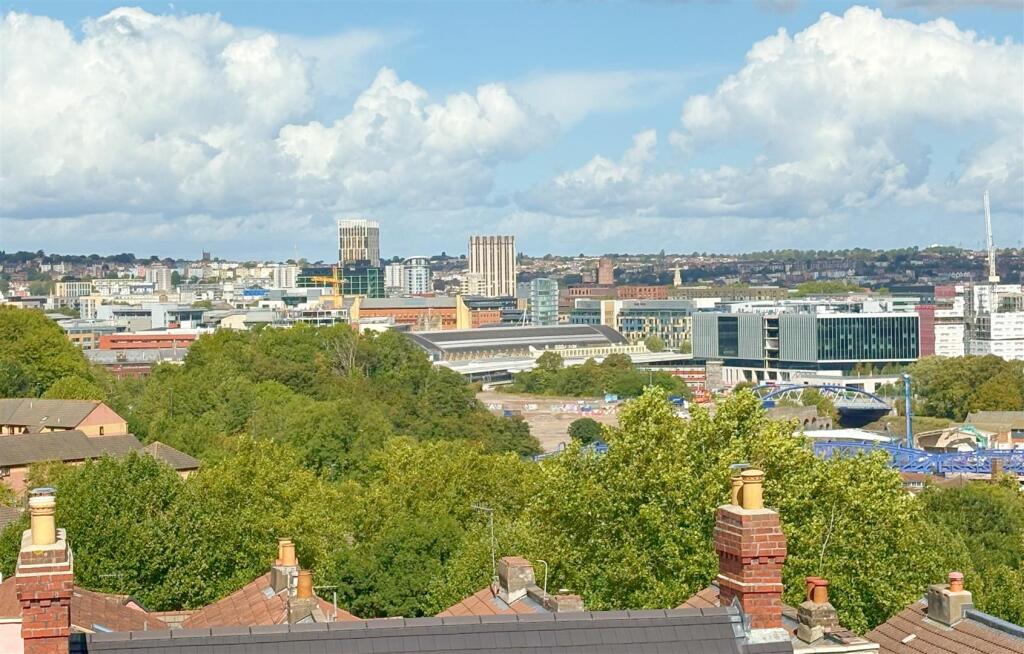 Views across the city (1).jpg