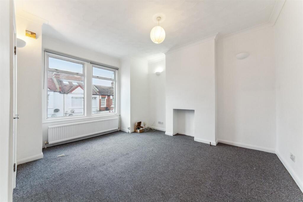 19 Bickley street SW17 9NF-9.jpg