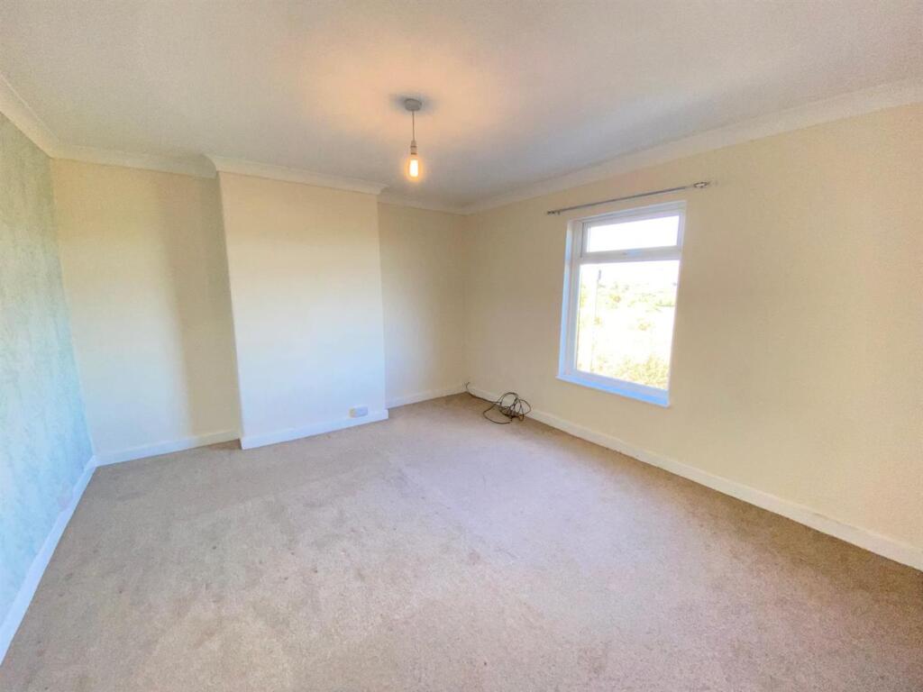 BEDROOM -.jpg