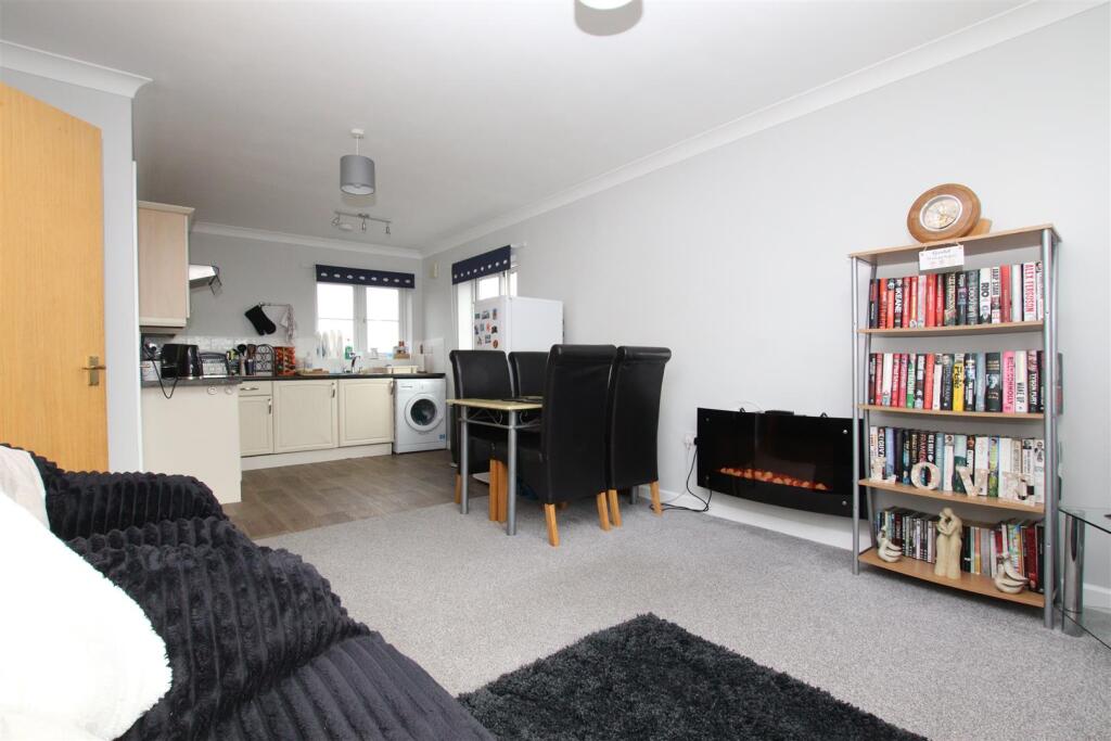 Open Plan Living Dining Kitcen.JPG