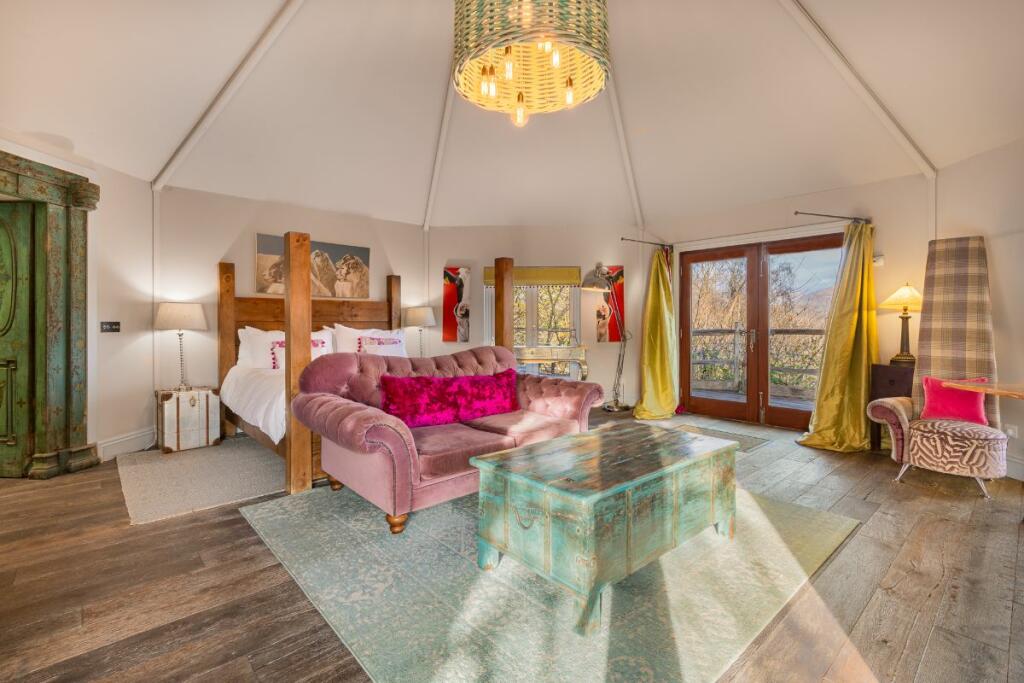 The Juniper House - Bedroom