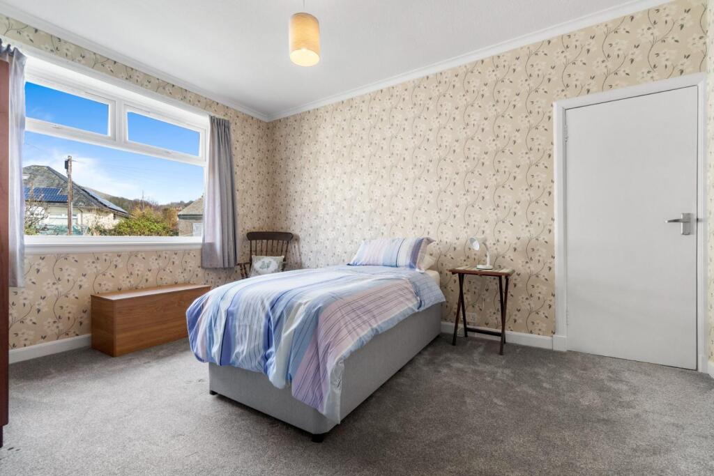 19_4 blytheswood crescent, largs  (17).jpg