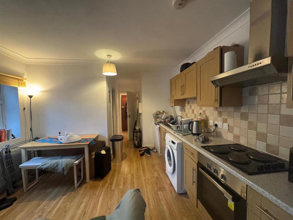 338, London