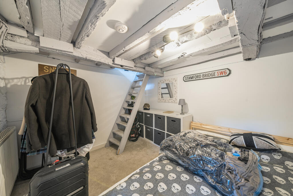 12869011682ef3bdb3a1farw