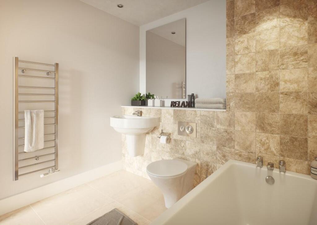 4. Bathroom.jpg
